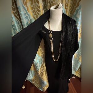 Elegant Black Shaw With Elegant Design